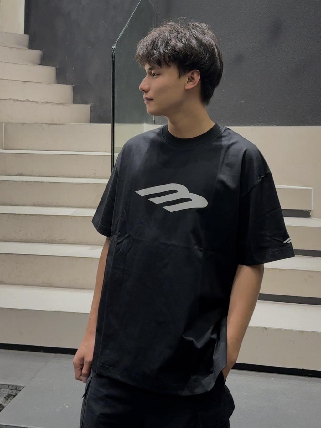 발렌시아가 25 SS 루즈티 (해외 배송)